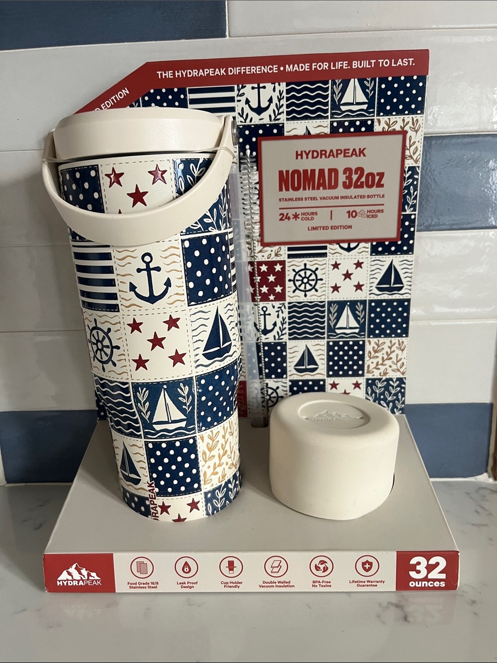 Hydrapeak Nomad 32oz Insulated Travel Bottle - Nautical Blue & White
